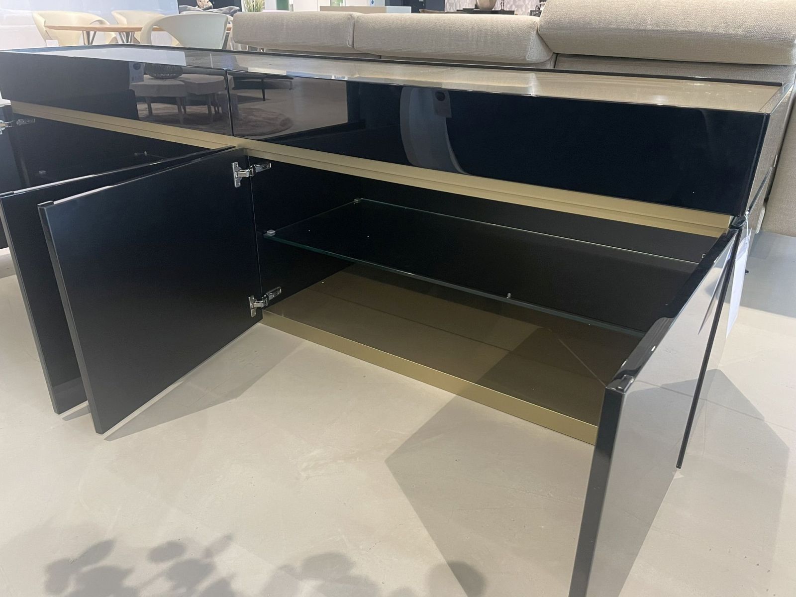 Sideboard