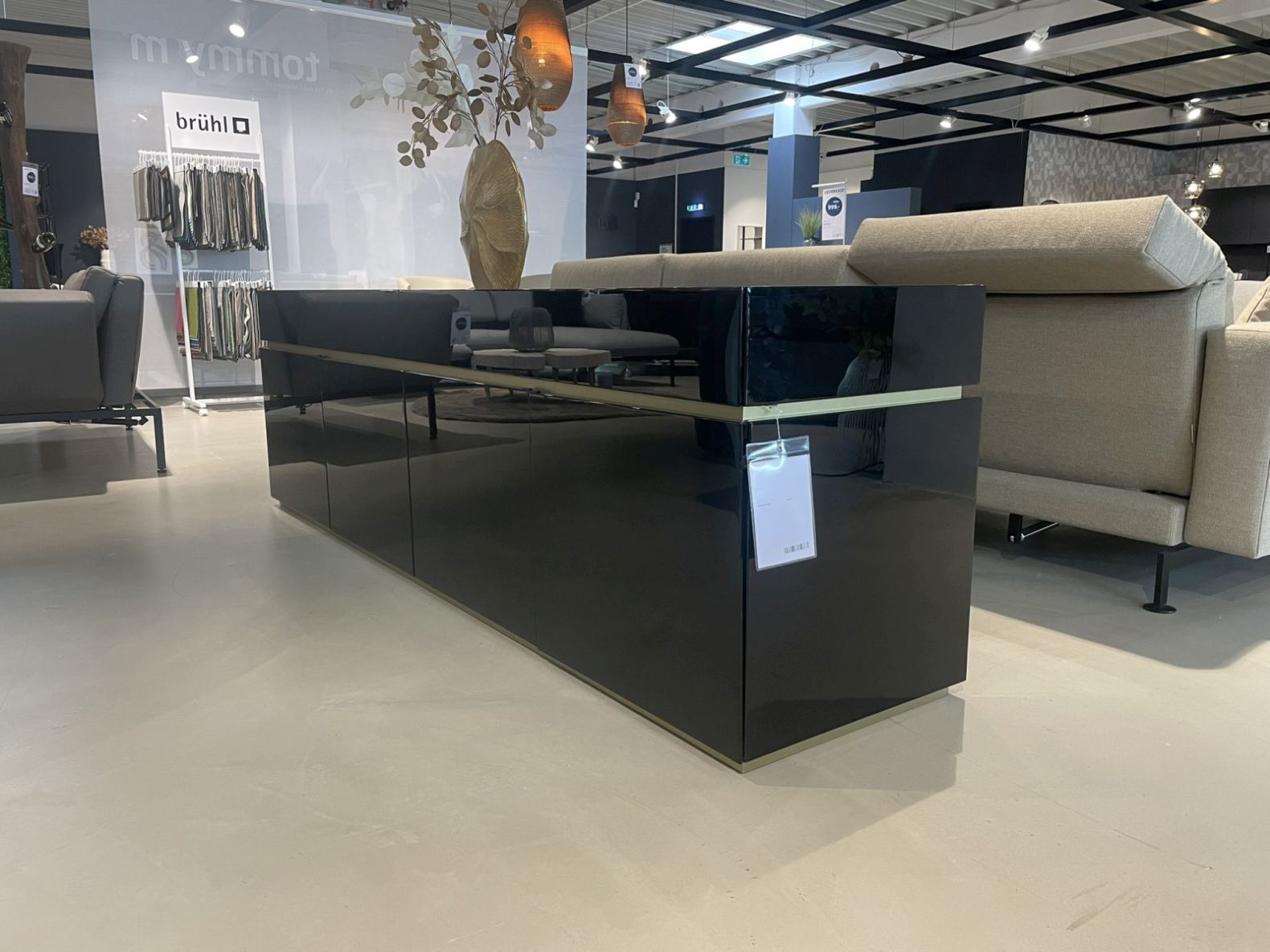 Sideboard