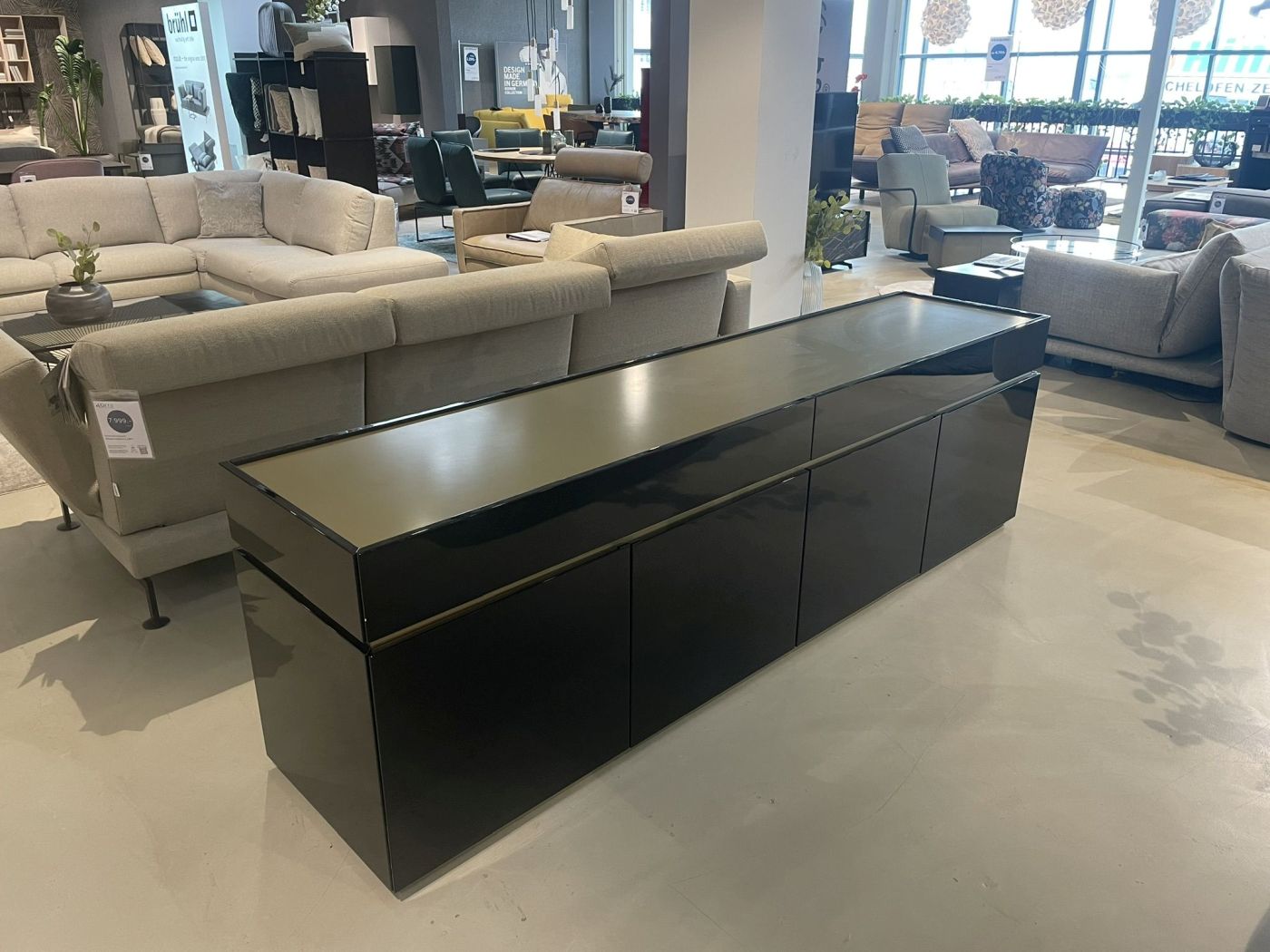 Sideboard