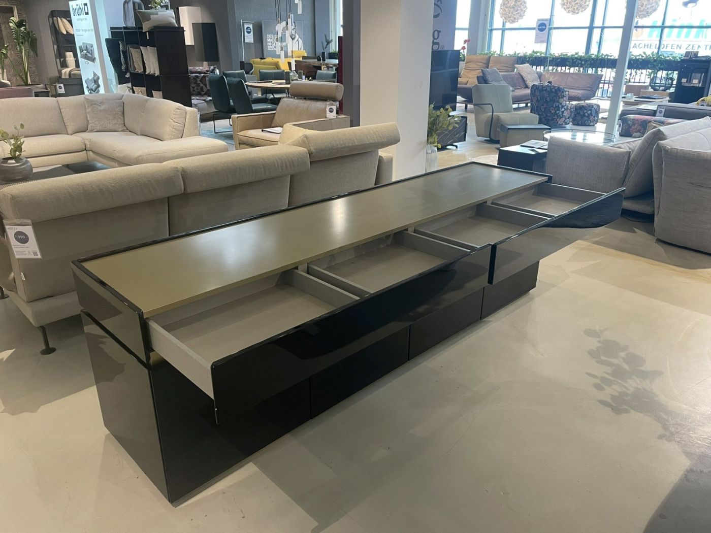 Sideboard